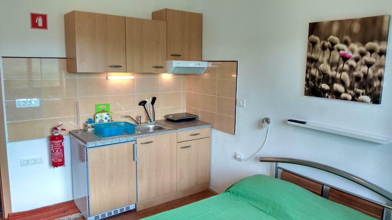 Apartmaji Suhorje Extérieur photo
